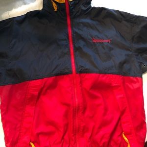 Applebee’s windbreaker❗️Some color block going on. Navy, red, yellow.size M.